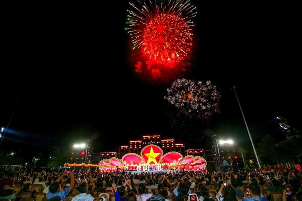 Tây Ninh bùng nổ sức hút du lịch mùa lễ hội tháng Giêng