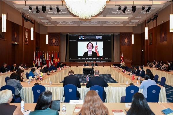 Đối thoại ASEAN-Anh về phát triển bền vững
