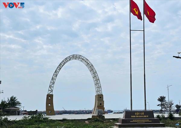 ការត្រៀមរៀបចំសម្រាប់ការបោះឆ្នោតមុនកាលកំណត់នៅតំបន់ពិសេស Bach Long Vi