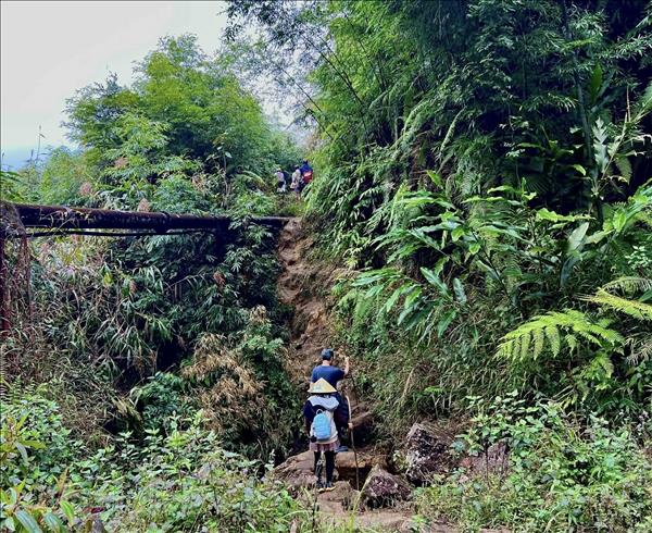 Ta Van: paisaje y diversidad étnica en la sierra de Hoang Lien Son