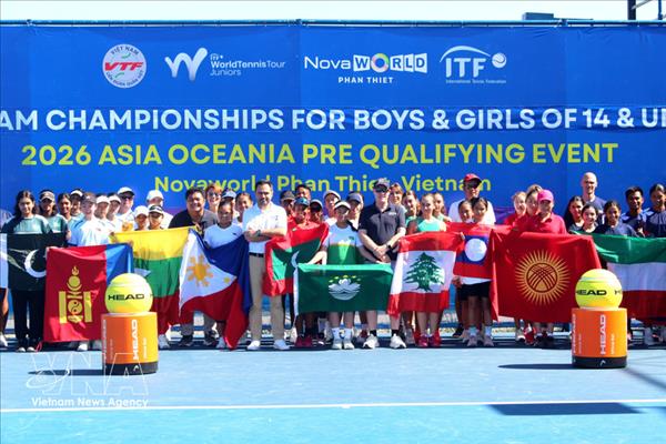 来自近40个国家和地区的150余名运动员角逐林同国际网球赛