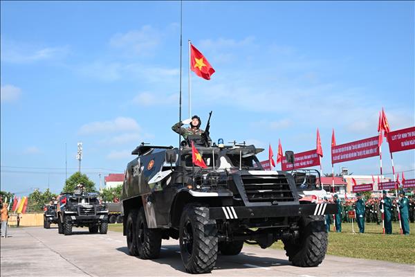 Huấn luyện đồng bộ, chuyên sâu, lấy thực hành làm chính