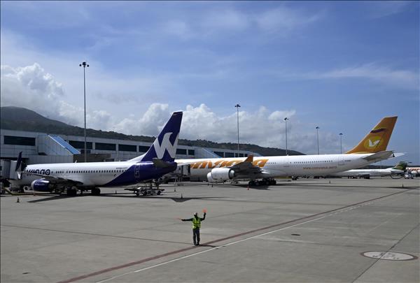 Venezuela khôi phục các đường bay quốc tế