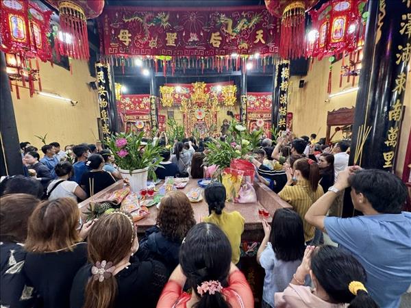 Khai hội Chùa Bà Bình Dương - Lễ hội văn hóa – tâm linh lớn nhất Thành phố Hồ Chí Minh