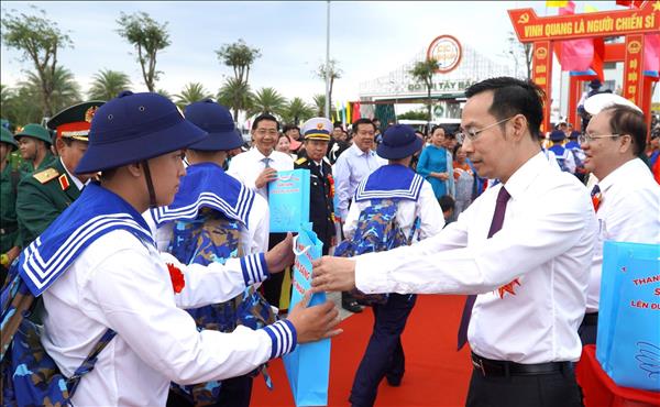 Tạo điều kiện để các tân binh phát huy năng lực, sở trường