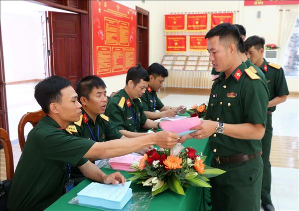 Bầu cử Quốc hội và HĐND: Lữ đoàn Đặc công Nước 5 bầu cử sớm