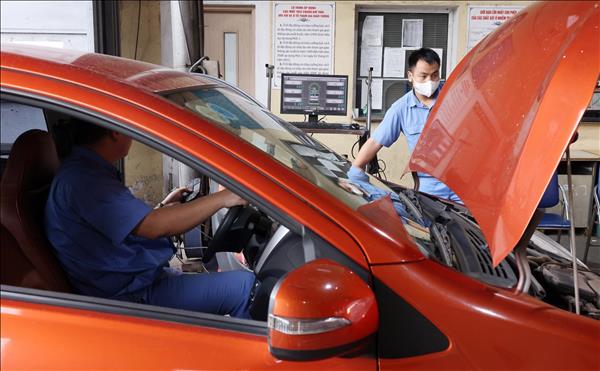 Vietnam triggers fuel contingency plan over Middle East crisis