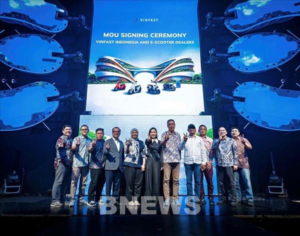 VinFast 与印尼 6 家经销商达成电动摩托车战略合作
