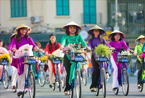 越南妇女在经济版图上的作用与印记