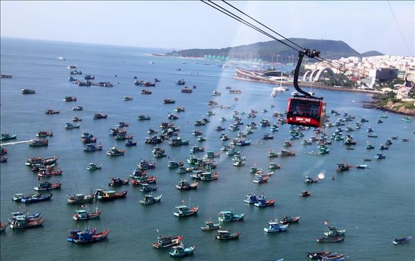 Three Vietnamese cable cars rank among Asias most scenic rides
