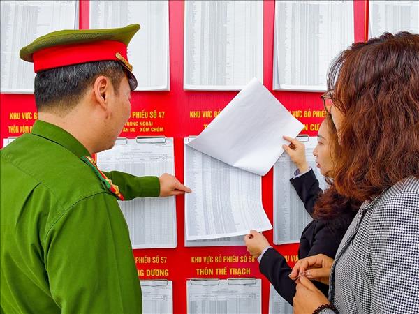 Bầu cử Quốc hội và HĐND: Hà Nội tăng cường trao đổi giữa cử tri và người ứng cử