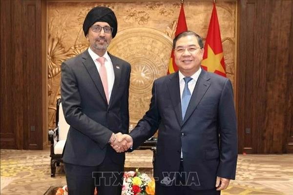 ນຳ​ການ​ພົວ​ພັນ​ຄູ່​ຮ່ວມ​ມື​ຍຸດ​ທະ​ສາດ​ຮອບ​ດ້ານ ຫວຽດ​ນາມ - ສິງ​ກະ​ໂປ ເຂົ້າ​ສູ່​ລວງ​ເລິກ, ມີ​ປະ​ສິດ​ທິ​ຜົນ