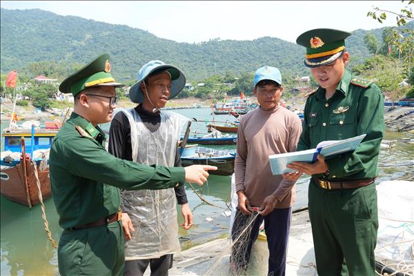 Bầu cử Quốc hội và HĐND: Cột mốc chủ quyền rực rỡ sắc cờ trước ngày hội lớn