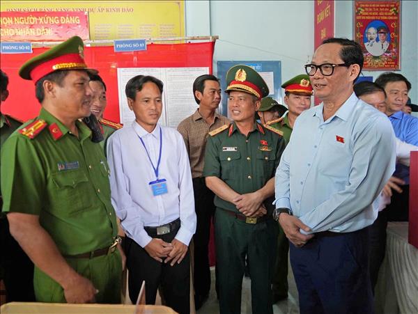 NA Vice Chairman inspects election preparations in southernmost Ca Mau province