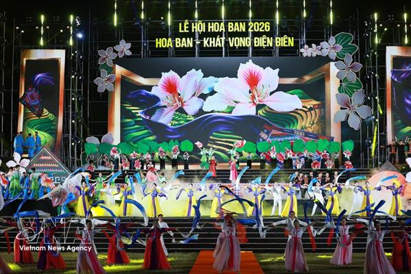 Government leader attends Ban Flower Festival 2026 in Dien Bien province