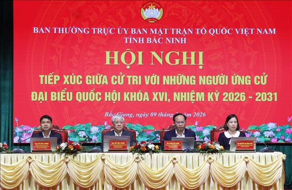 Phó Chủ tịch Thường trực Quốc hội Đỗ Văn Chiến tiếp xúc cử tri tại tỉnh Bắc Ninh