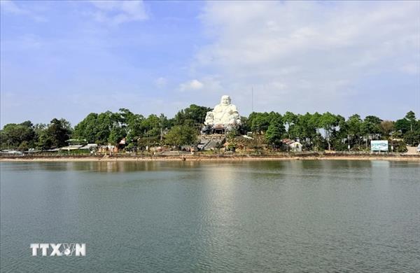 アンザン省カム山 魅力ある観光地づくりへ
