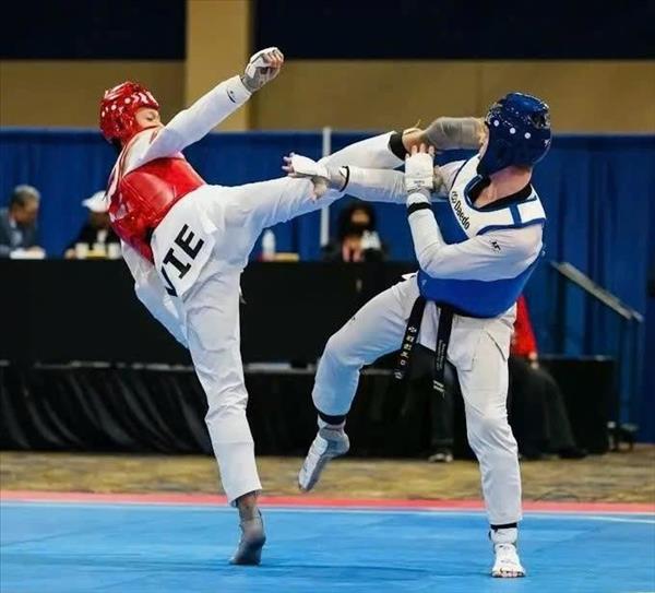 Les Vietnamiens en voient de toutes les couleurs à lUS Open de taekwondo