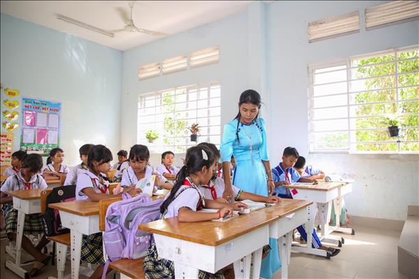 Rà soát, hợp nhất trường học nhỏ lẻ, nâng chất lượng giáo dục vùng biên