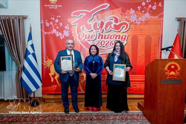 Vietnamitas en ciudad griega de Ioannina celebran el Año Nuevo Lunar