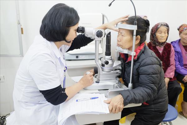 Résolution 72: Hanoï renforce la coopération professionnelle pour élever le niveau des soins de santé de base