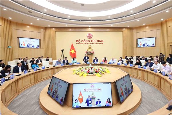 Khai trương nền tảng số về phát triển thị trường nước ngoài