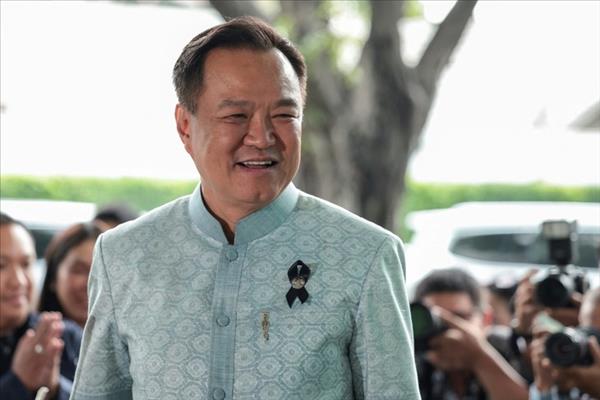 ນາ​ຍົກ​ລັດ​ຖະ​ມົນ​​ຕີ​ຊົ່ວຄາ​ວ ໄທ ຢືນ​ຢັນການ​ສຳ​ເລັດ​ບັນ​ຊີ​ລາຍ​ຊື່​ລັດ​ຖະ​ບານ​ປະ​ສົມ​ຊຸດ​ໃໝ່