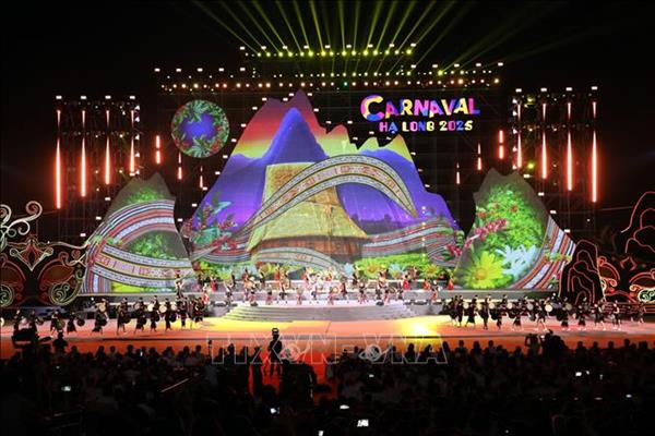 Carnaval Hạ Long 2026 - Kỳ quan bừng sáng kỷ nguyên mới hứa hẹn không gian lễ hội rực rỡ