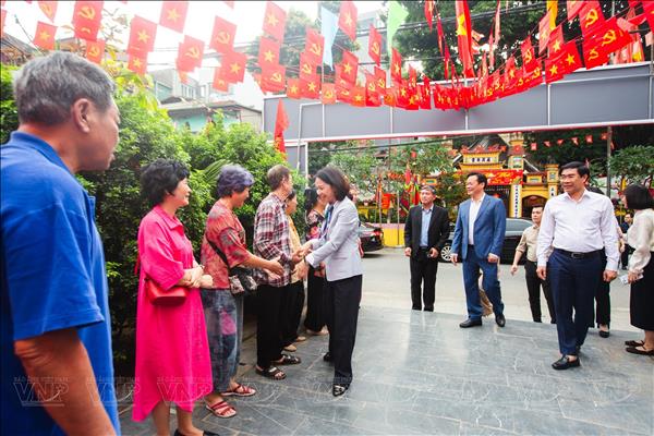 Cử tri Hà Nội háo hức mong chờ bước vào ngày bầu cử