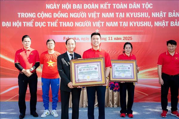 Bầu cử Quốc hội và HĐND: Những chuyến trở về hơn cả một hành trình địa lý