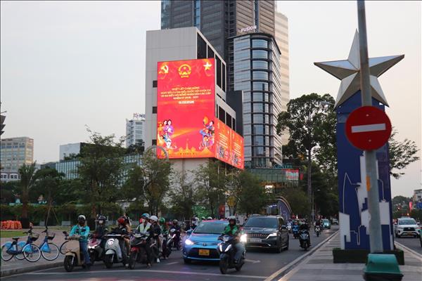 조국 발전의 새 시대로…프랑스 베트남 교민 공동체, 제16대 국회 선거 향한 뜨거운 기대