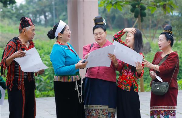 20 khoảnh khắc đẹp, ấn tượng, xúc động do phóng viên Báo ảnh Việt Nam tác nghiệp trong Ngày hội non sông