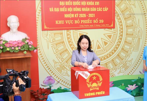 Hòa nhịp Ngày hội non sông