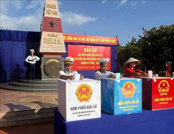 Khánh Hòa thi đua bầu đúng, bầu đủ, về đích sớm  ﻿