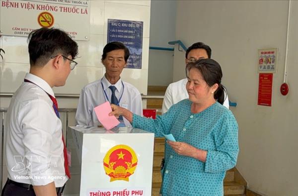 Vietnamese in Laos value role of NA, all-level Peoples Councils