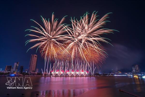La chaleur du Festival international de feux dartifice de Da Nang 2026