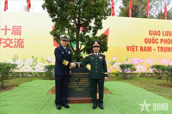 Le ministre chinois de la Défense nationale à Quang Ninh pour des échanges damitié