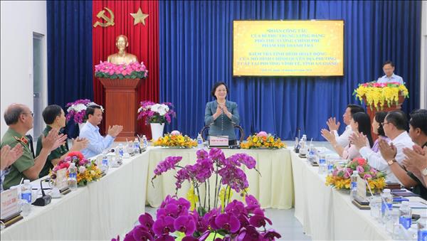 Phó Thủ tướng Chính phủ Phạm Thị Thanh Trà kiểm tra mô hình chính quyền địa phương 2 cấp tại An Giang