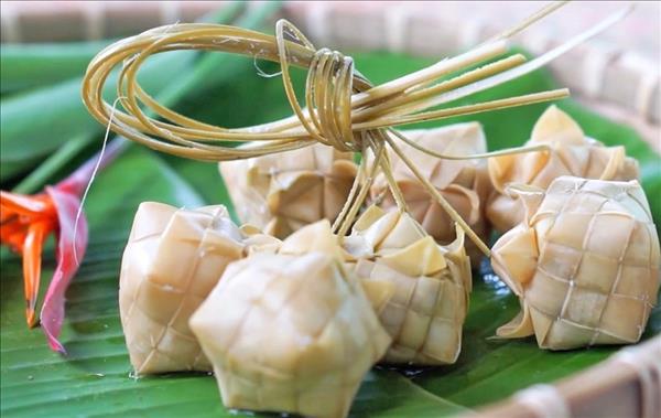 Về An Giang, đắm mình trong hương vị đặc trưng của bánh Kà tum