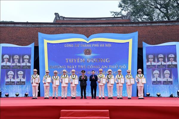 Tuổi trẻ Công an Hà Nội tiếp lửa truyền thống, vững bước bảo vệ Thủ đô