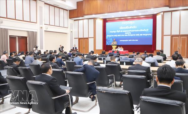 推动2026-2030年老越合作走深走实、提质增效