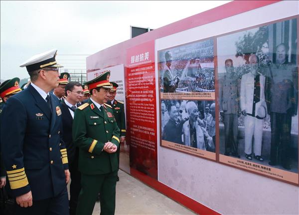 越南国防部长潘文江大将赴中国参加越中第十次边境国防友好交流框架内各项活动