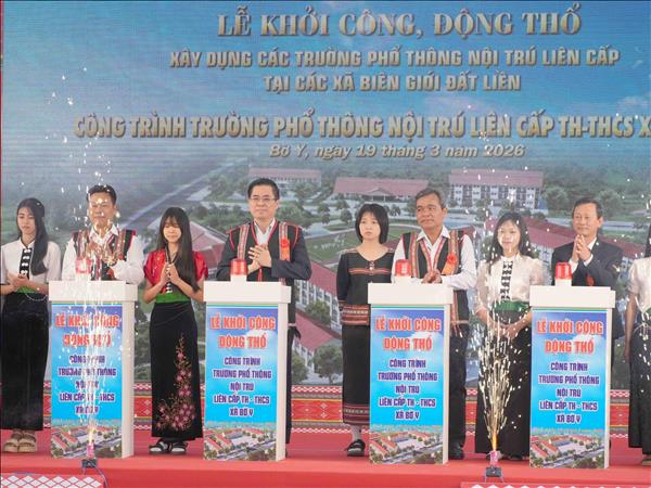 Đào tạo nguồn nhân lực tại chỗ và xây dựng phên giậu vững chắc