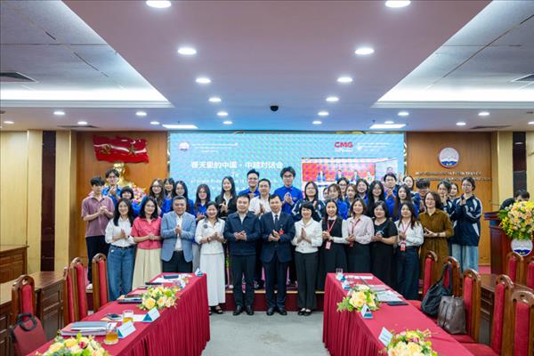 推动理论交流 深化越中合作关系