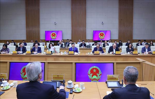 Deputy PM works with ECs inspection delegation on IUU fishing combat