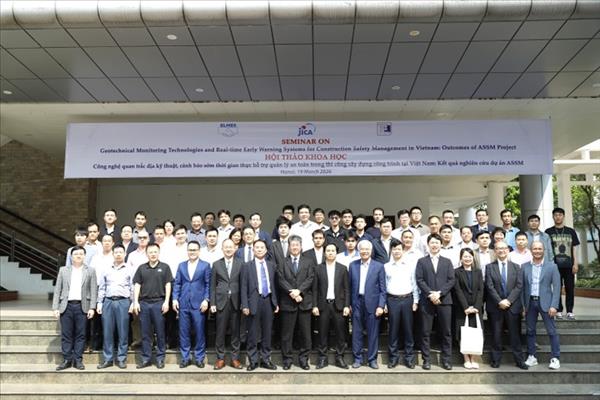 JICA、建設現場の事故防止へ ハノイ土木大学で安全計測のオープンセミナー