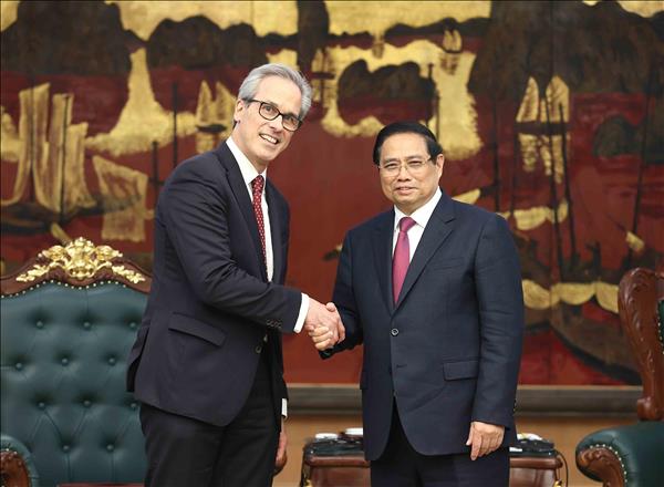 Vietnam maintains constructive cooperation with EU in combating IUU fishing: PM