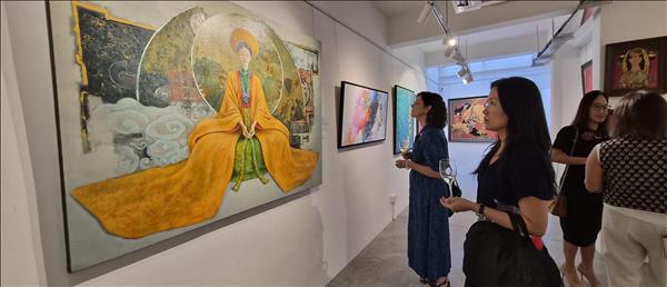Văn hóa soi đường: Quảng bá hội họa Việt Nam tại Singapore