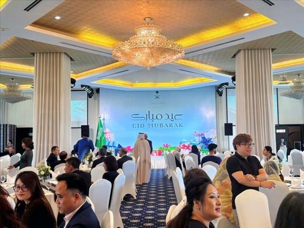 ສະຖານທູດບັນດາປະເທດ ອາຣັບ ແລະ ອິດສະລາມ ປະຈຳ ຫວຽດນາມ ຈັດງານບຸນ Eid al-Fitr