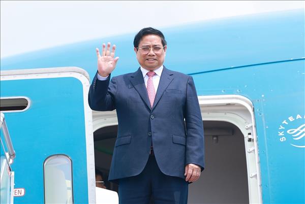 Prime Minister Pham Minh Chinh leaves for official visit to Russia